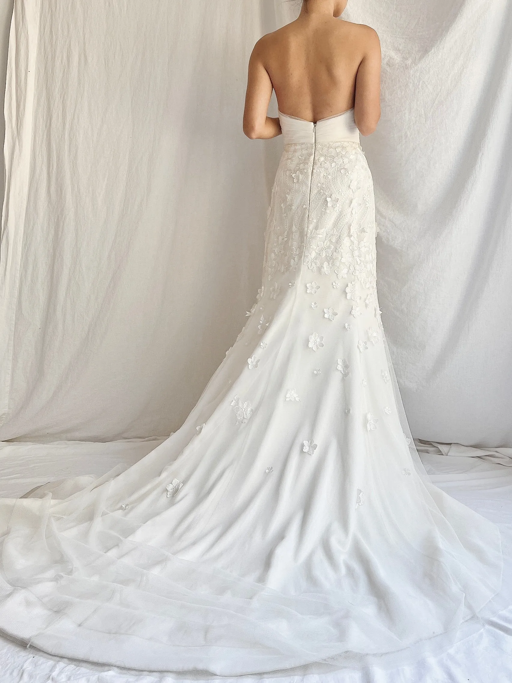 Azul Strapless Tulle Wedding Gown - S/6