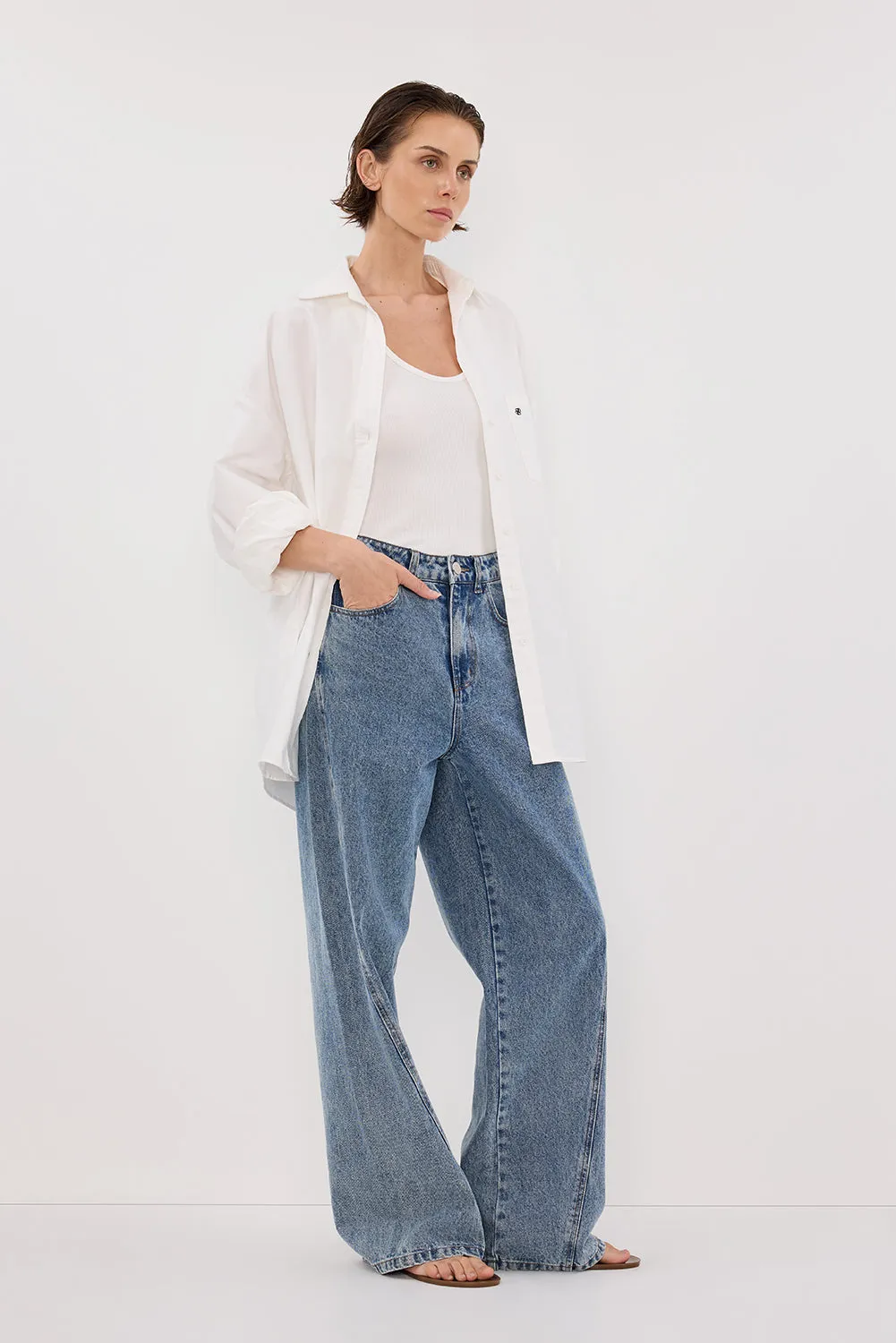 CARSON MID BLUE WIDE LEG JEAN