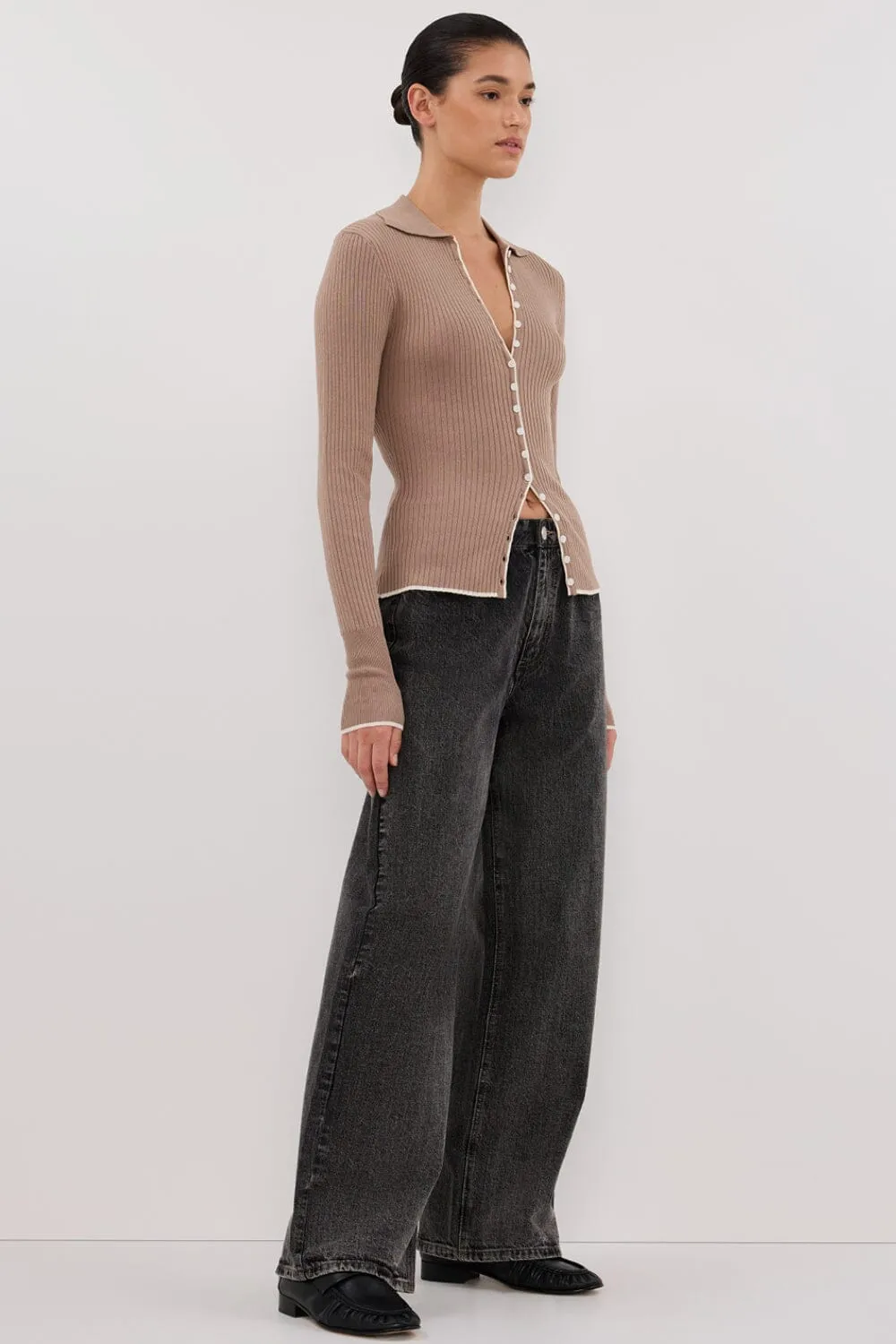 LEONIE LATTE POLO KNIT TOP