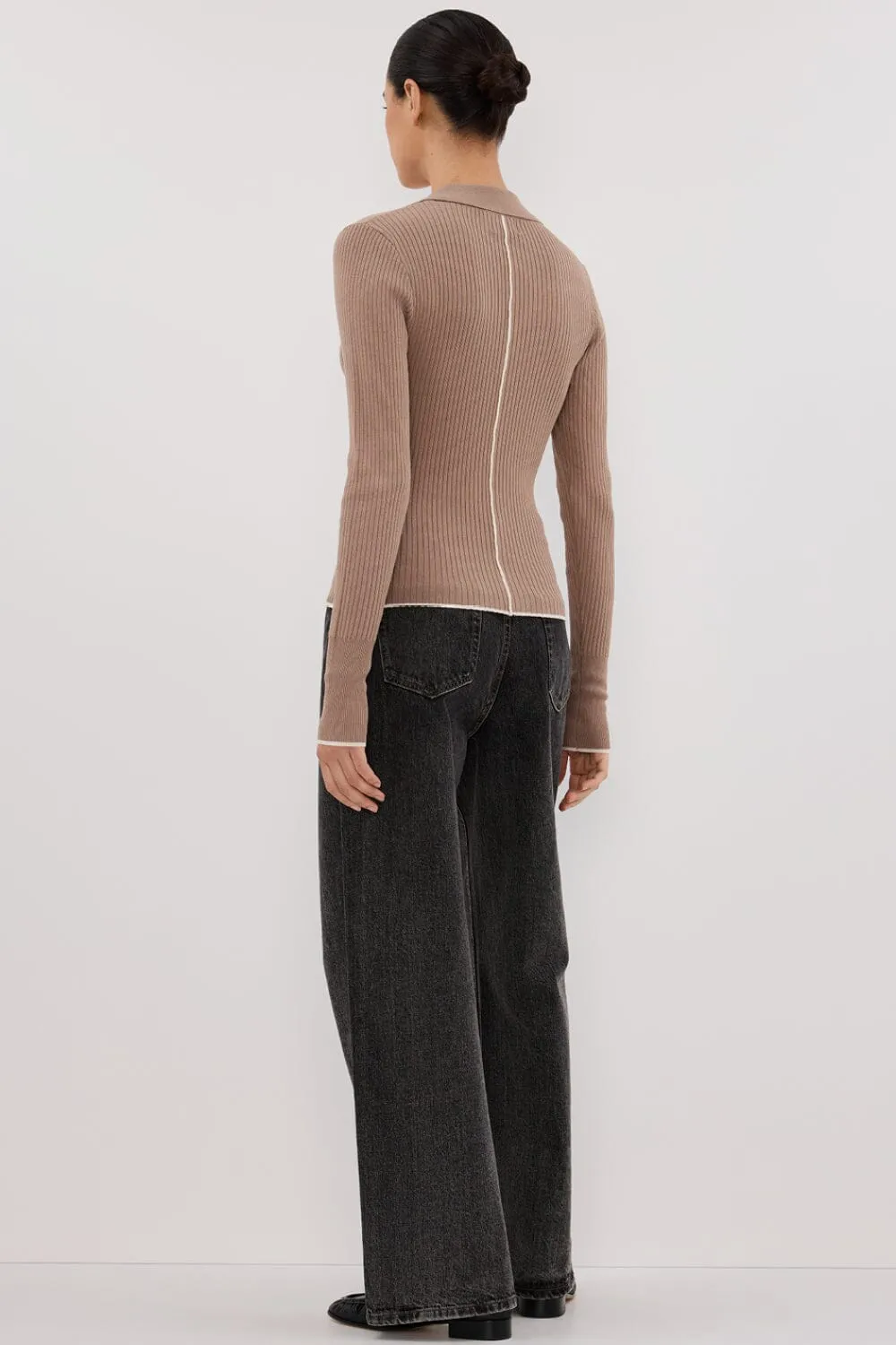 LEONIE LATTE POLO KNIT TOP