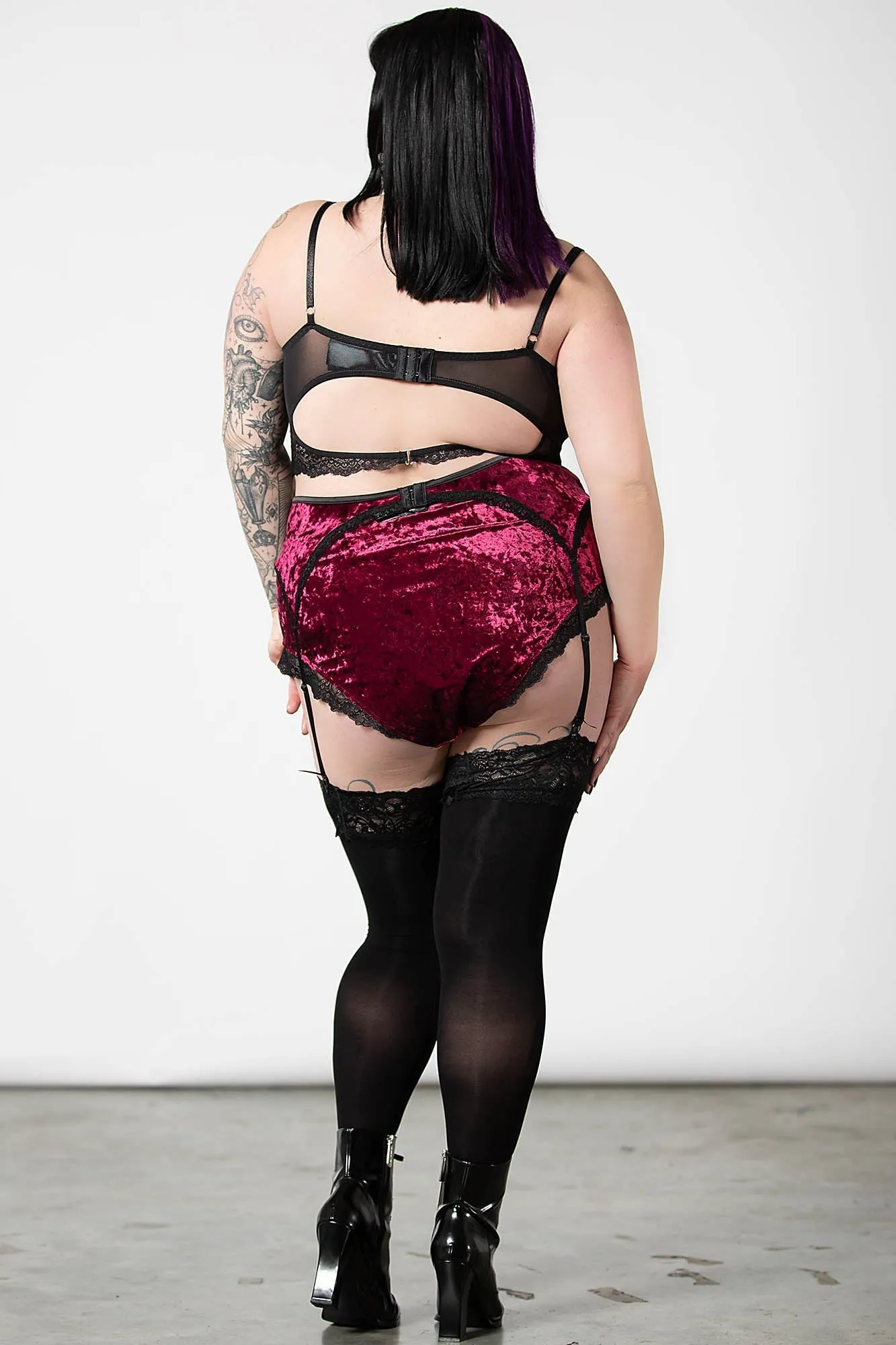 Mercy Lace Garter Belt [BLOOD]