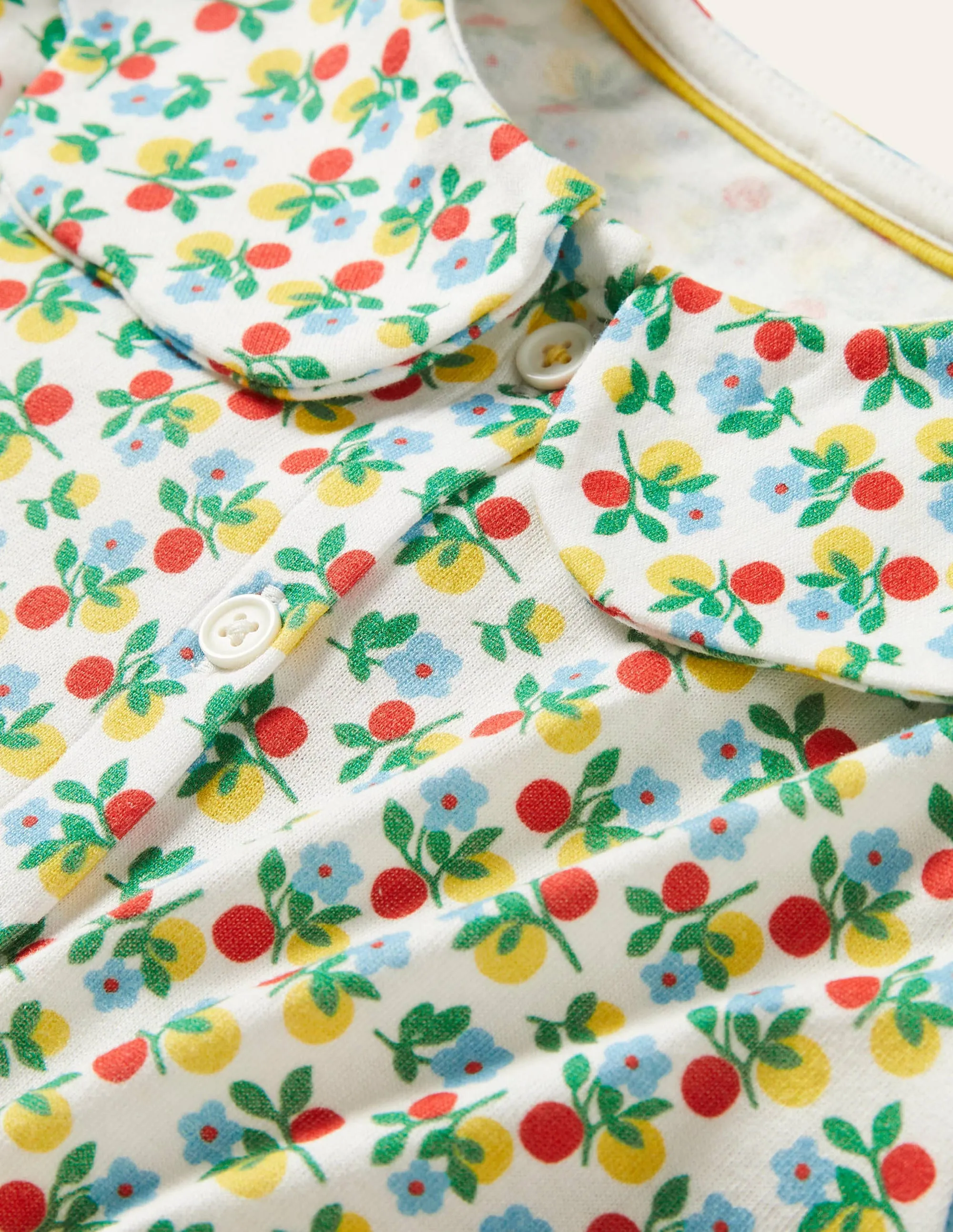 Printed Collar Top-Ivory Berry Blossom
