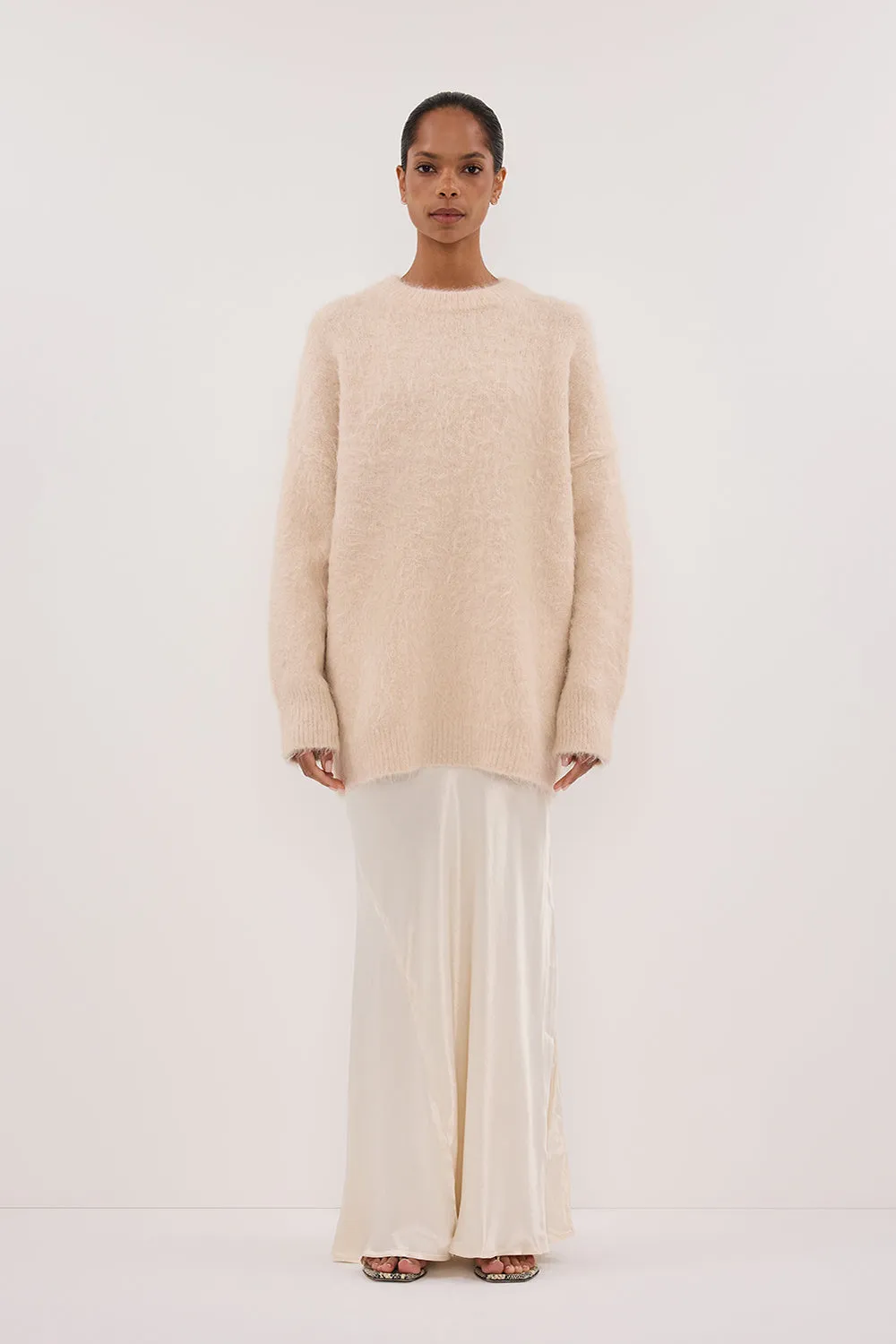 SALMA CREAM LONGLINE JUMPER