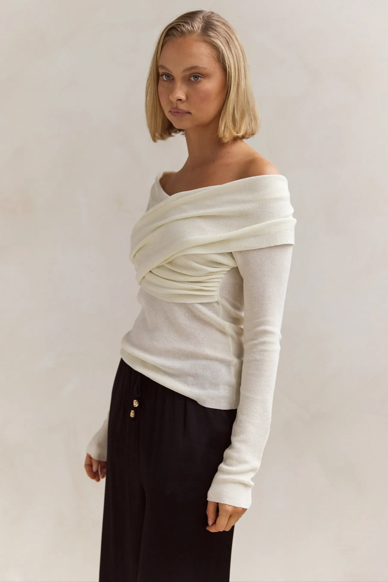 Scarlett Top (Cream)