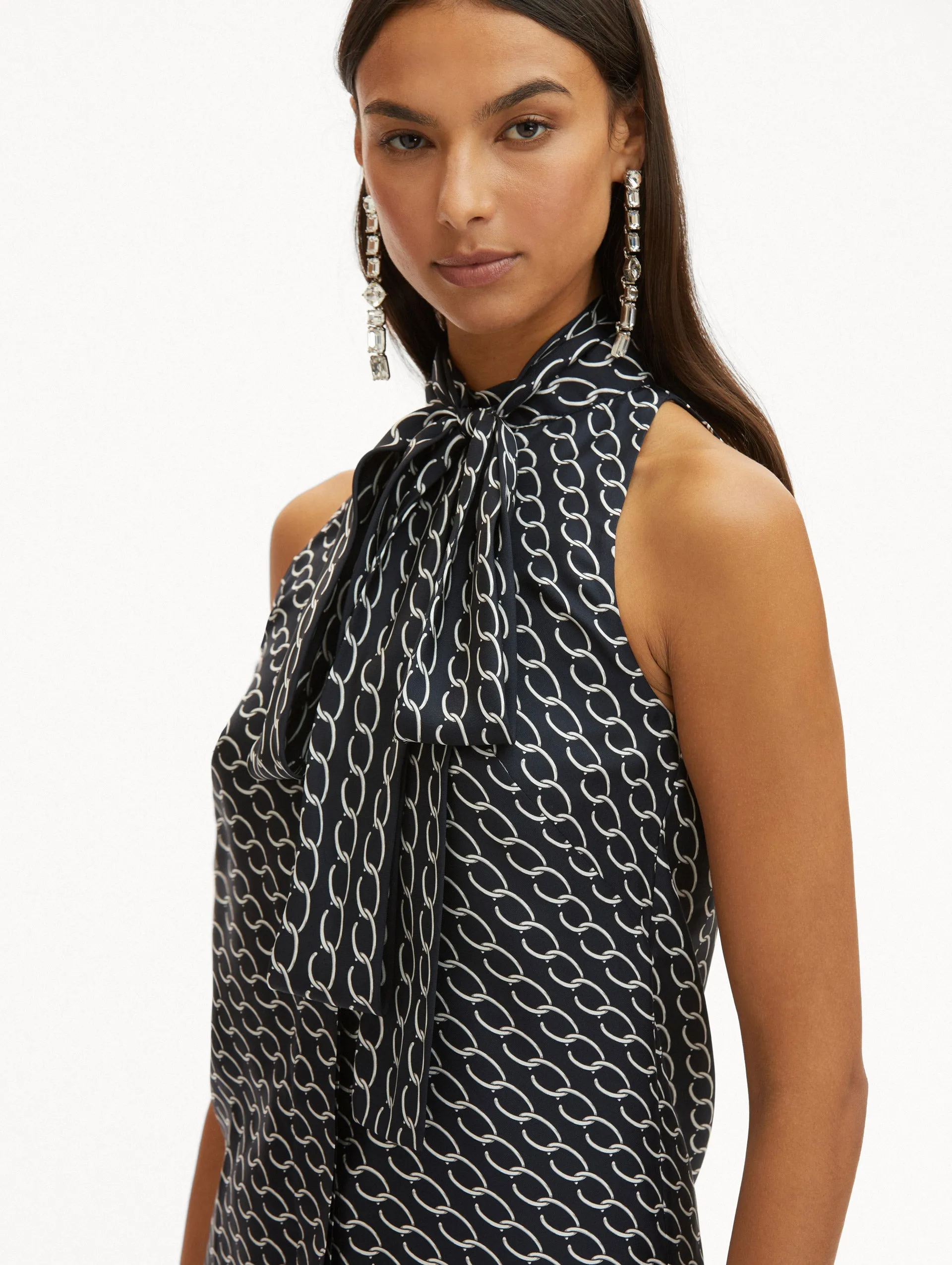 Small Oscar Chain-Link Sleeveless Blouse