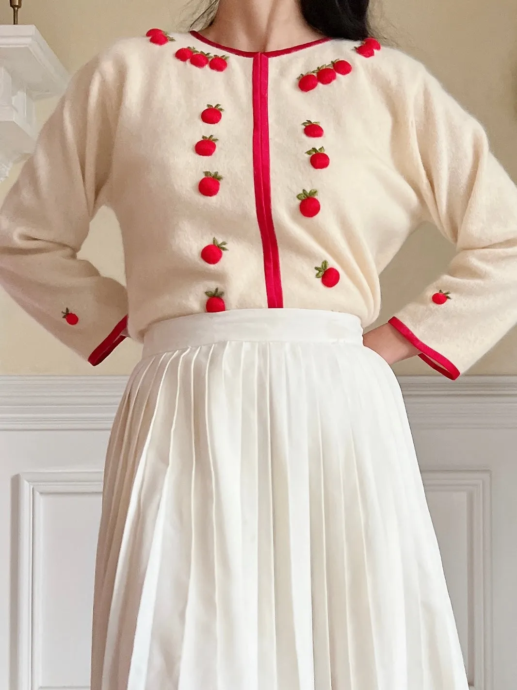 Vintage Cherry Embroidered Cardigan - S/M